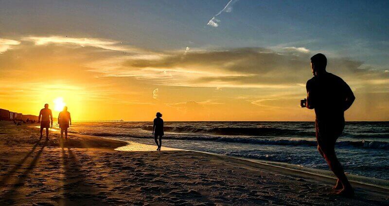 early morning jogger on the beach ptsd post traumatic stress disorder treatment san diego california